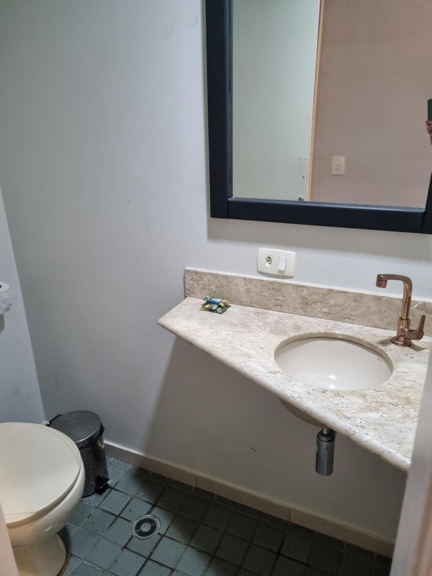 Max Savassi Superior Apto 1302 Apartamento *
